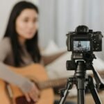 فيديو.. أيوب الحومي يطلق كليبه الجديد « العايلة »