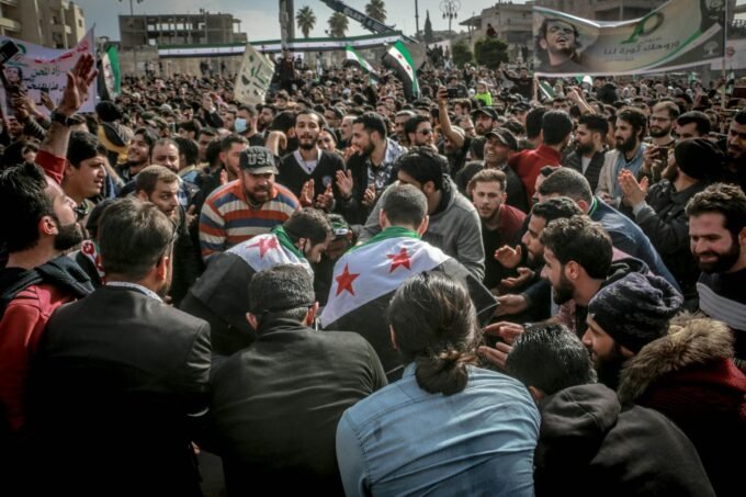 فيديو.. فوضى عارمة بالمجلس الوطني لحزب الحركة الشعبية