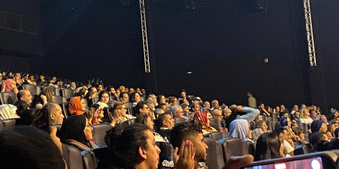 بوطازوت تشعل جنبات قاعة ميغاراما للعروض من خلال الذين لا يمكن إيقافهم