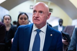 Sen. Mark Kelly on taxing AI companies that kill jobs, data center revolts, and working with Republicans 3 Sen. Mark Kelly discussing AI policymaking