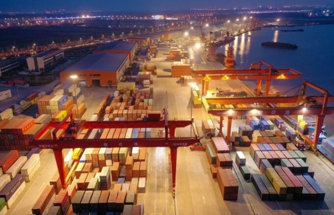 Texte Alt pour l'image : "Le Maroc et les normes internationales"