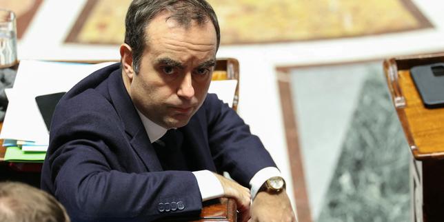 Le Premier ministre, Sébastien Lecornu, lors des questions au gouvernement, à l'Assemblée nationale, à Paris, le 23 décembre 2025.