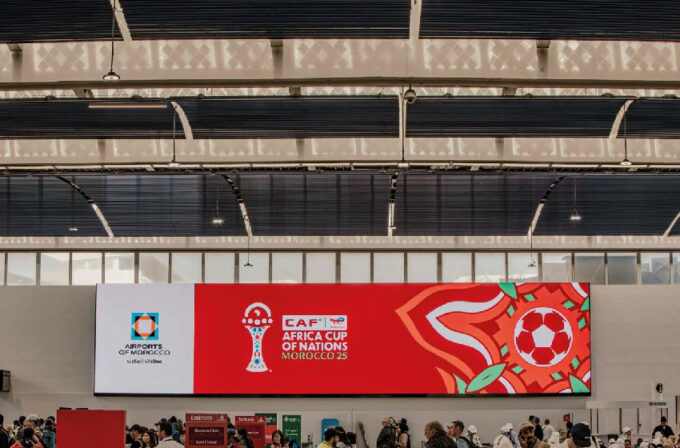 Les fans marocains accueillant les équipes participant à la CAN 2025.