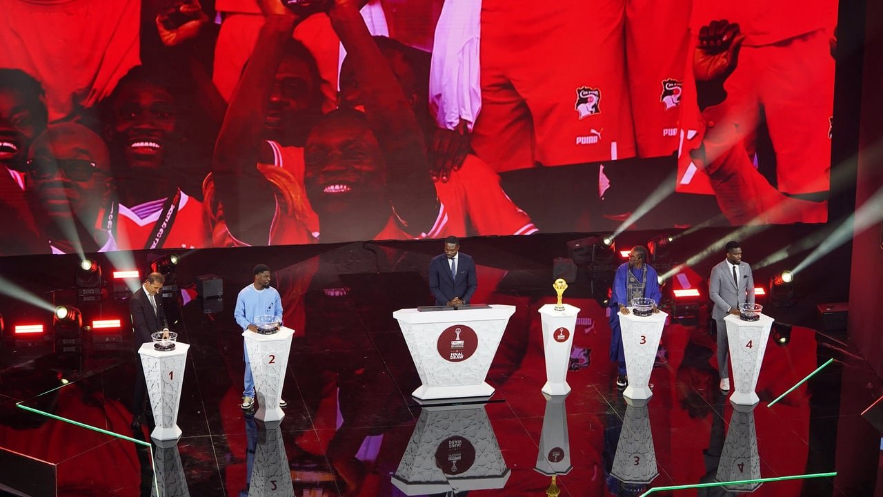 Les supporters de football se rassemblent pour suivre les matchs de la CAN 2025.