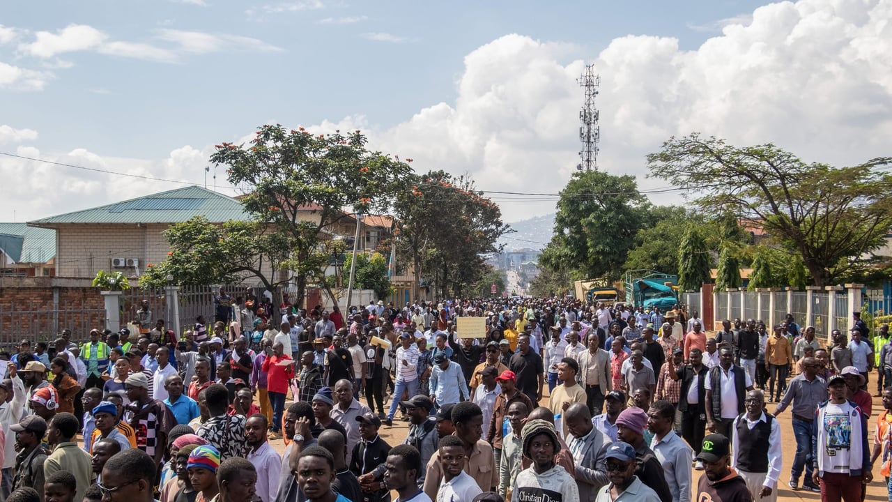 Texte Alt : "Réfugiés au Burundi menacés par le choléra"