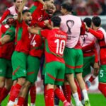 L'équipe nationale marocaine célèbre sa victoire dans la Coupe arabe 2025.