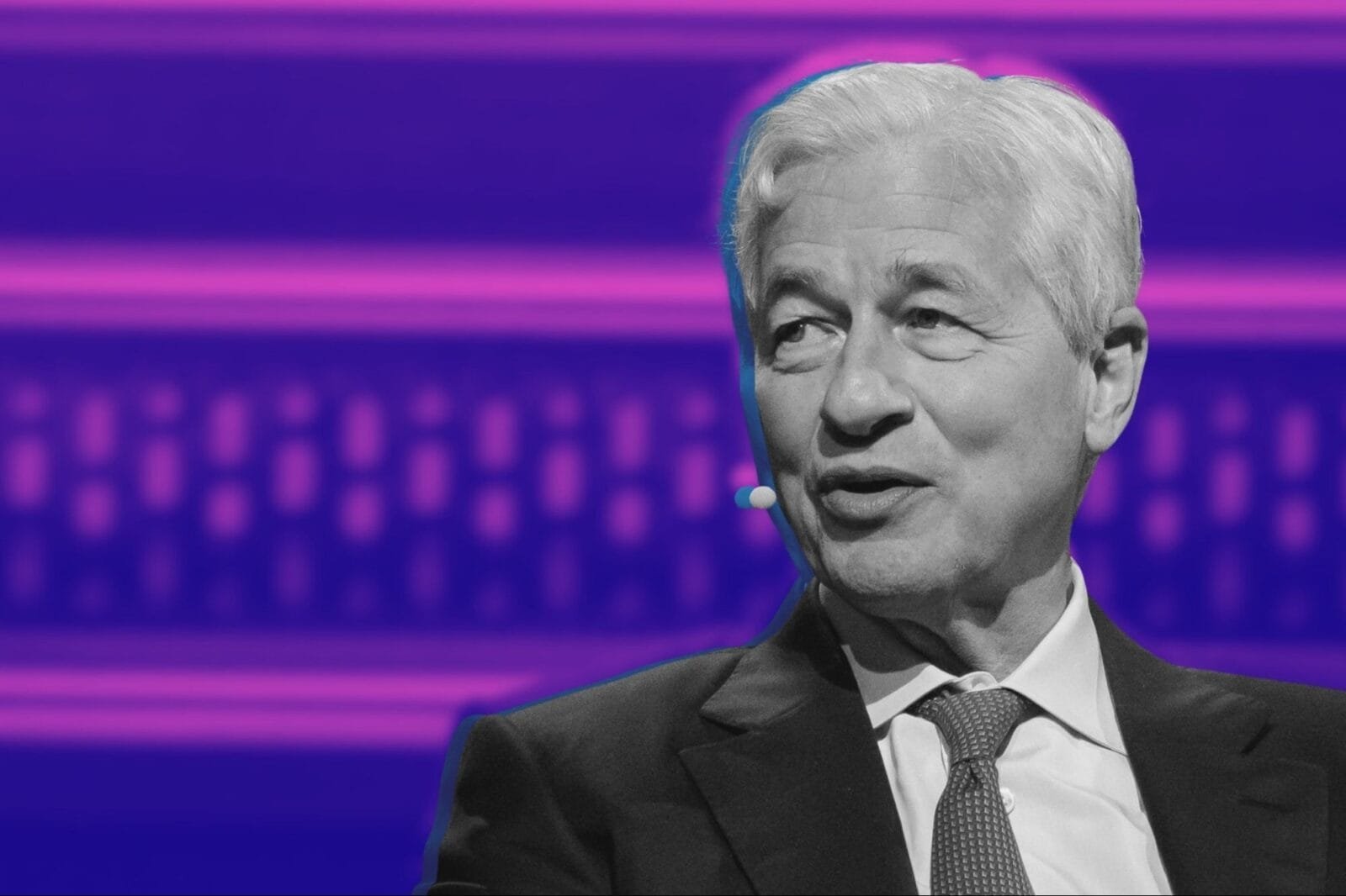 Alt text for the image: "JPMorgan Chase CEO Jamie Dimon speaking at a conference"