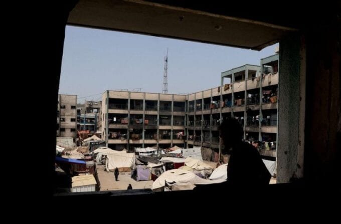 مجموعة صور تمثل أبرز الأحداث المتنوعة في النشرة الإخبارية