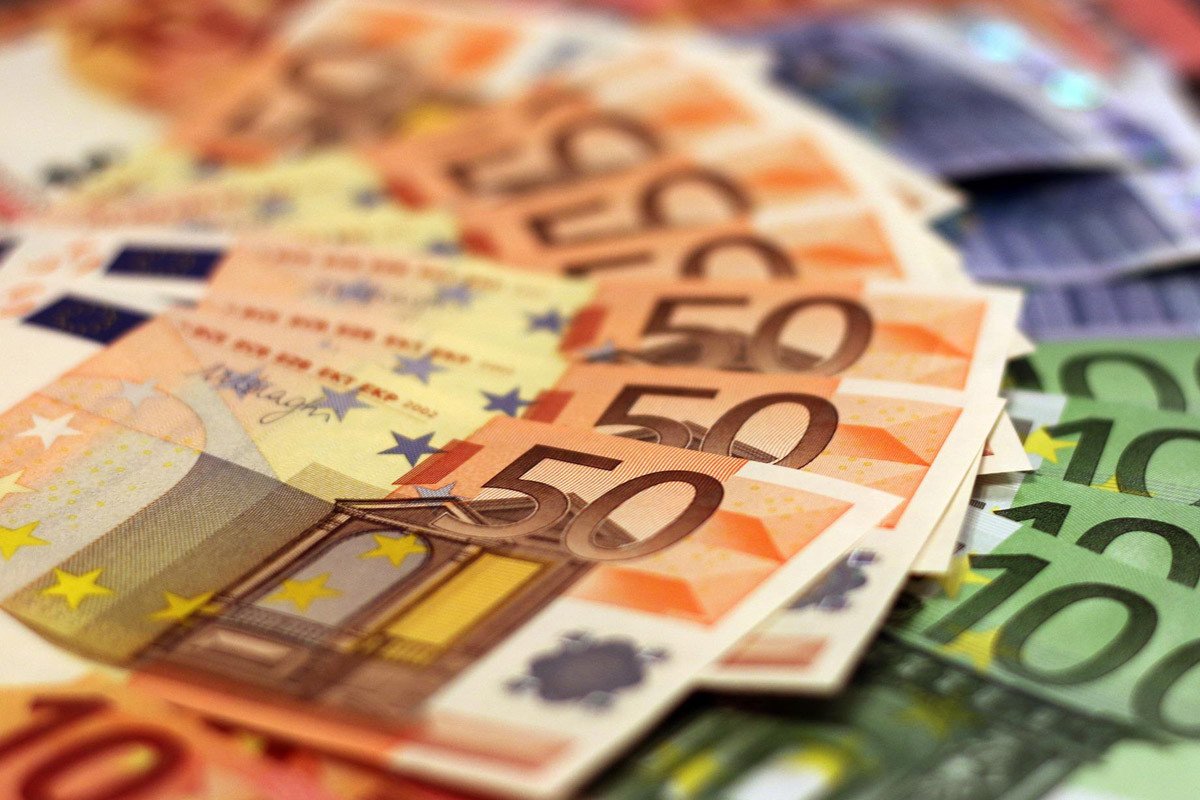 صورة لأسعار صرف العملات الأجنبية