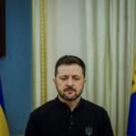 صورة للرئيس الأوكراني فولوديمير زيلينسكي مع رئيس وزراء كندا مارك كارني.