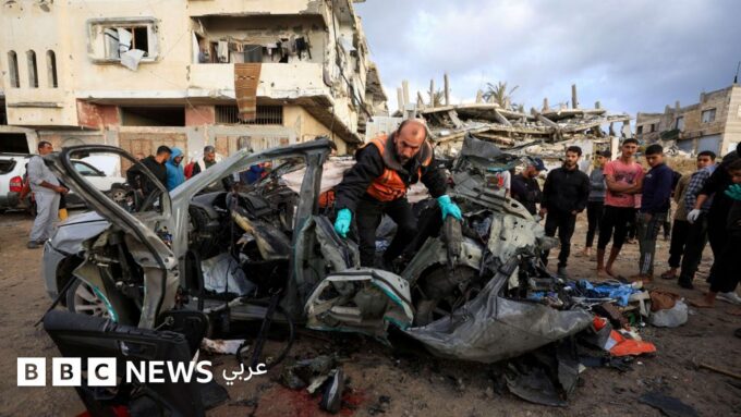 صورة لحرب في غزة.