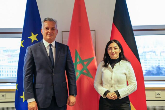 صورة لوزير الاستثمار مع السيدة ريم ألابالي-رادوفان، الوزيرة الفيدرالية للتعاون الاقتصادي والتنمية بألمانيا.