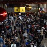 البرازيل.. انقطاع بالكهرباء وإلغاء مئات