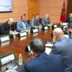 صورة تعكس اتفاقية بين وزارة التعليم والنقابات على التعويض التكميلي وتعويض المناطق النائية.