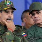 صورة لشاحنة حربية أمريكية في البحر الكاريبي.