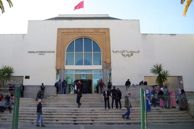 سيدة أعمال متهمة بالنصب والاحتيال في مجال صرف العملات بالدار البيضاء