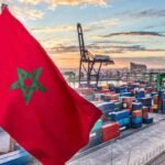 رسم بياني يوضح نمو الناتج الداخلي الإجمالي المغربي وتراجع معدل التضخم