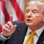 ** صورة الرئيس الأمريكي دونالد ترامب مع رئيس الوزراء الهنغاري فيكتور أوربان.