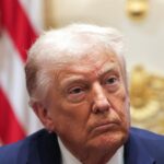 صورة ترامب يغادر البيت الأبيض بعد كلمته