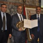 ** حفل تسليم جوائز الاستحقاق بمراكش، قضاة وضباط وموظفين يتلقون جوائزهم.