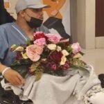 امرأة سعودية تنجو من حادثة سير في مصر بعد أن تم إسقاطها من سيارة.