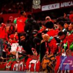 صورة للمنتخب الوطني المغربي يلعب ضد منتخب جزر القمر.