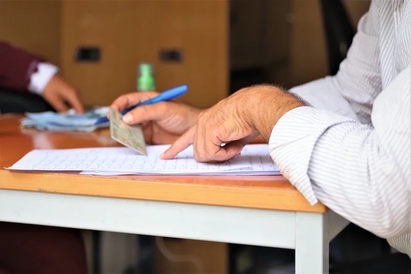 تقارير داخلية تفضح رخص المحاباة.. هكذا راكم منتخبون نافذون ثروات طائلة بضواحي الدار البيضاء 3 صورة تعكس عدم التزام الجماعات الترابية بالقوانين في منح رخص بناء.