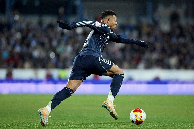 وصف الصورة بالإنجليزية: "ريال مدريد يفوز على تالافيرا في كأس ملك إسبانيا"