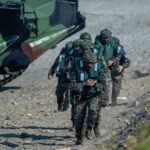 صورة لصاروخ HIMARS أو طائرة مسيرة انتحارية.