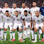 صورة للاعبين رايس مبولحي وسفيان فيغولي