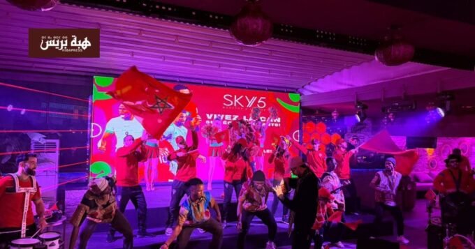 مقاهي ومطاعم مراكش مزينة بأعلام المنتخبات خلال كأس أمم إفريقيا