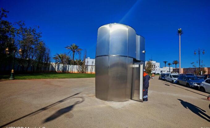 وصف الصورة بالإنجليزية: " مراحيض ذكية في الرباط".