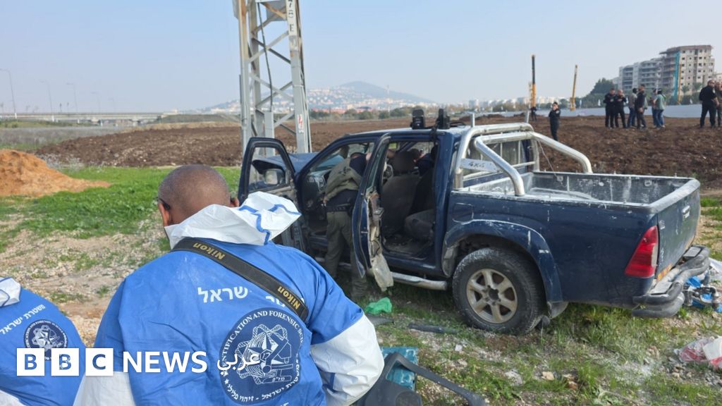 السيارة التي يُشتبه أن المنفّذ استخدمها.