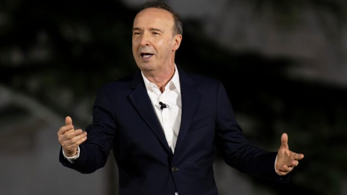 ### Un homme dans le vent, un spectacle sur la vie de Pierre de Galilée.