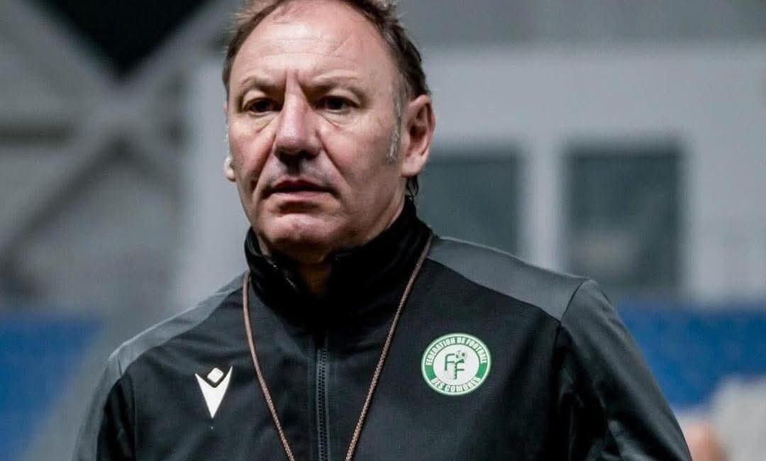 Les joueurs de l'équipe nationale des Comores en action.