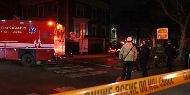 Étudiants en deuil sur le campus de l'université Brown.