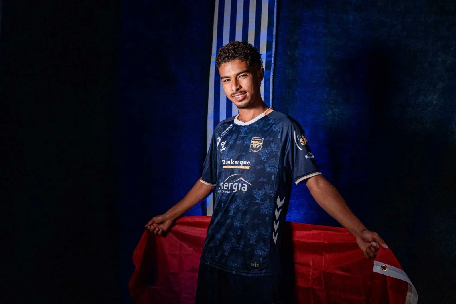 Le joueur Gessime Yassine en action pour l'US Dunkerque.