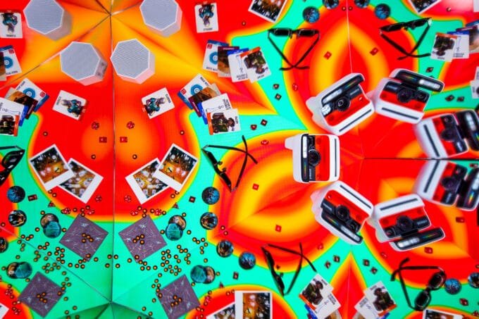 Alt text for the image of a mom and child