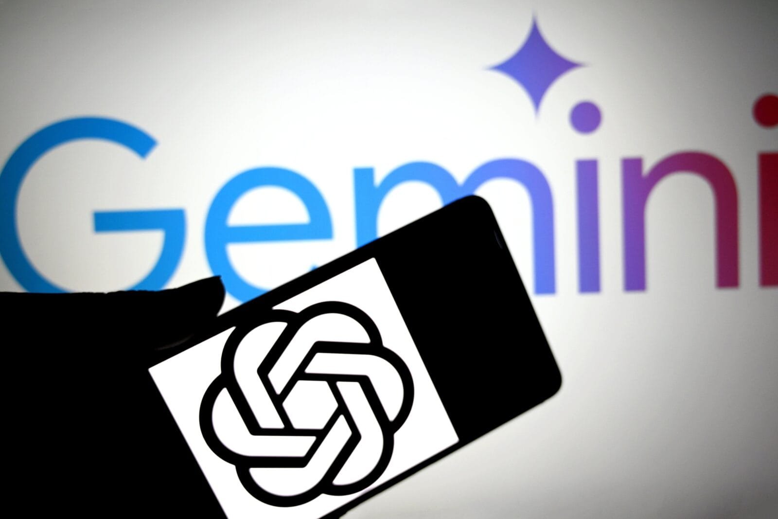 GPT-5.2 vs Gemini 3: AI Battle