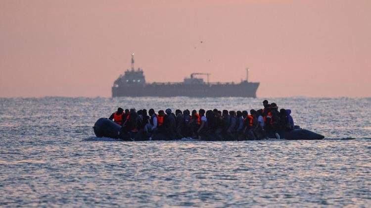 Le Royaume-Uni et l'Angola signent un accord de coopération en matière de rapatriement.