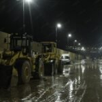 Population sinistrée assistée par les secours.