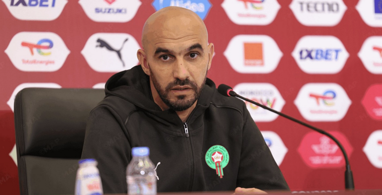 L'équipe nationale du Maroc en action contre les Comores.