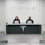 Texte Alt : "Tesla recrute au Maroc pour bâtir son équipe locale"