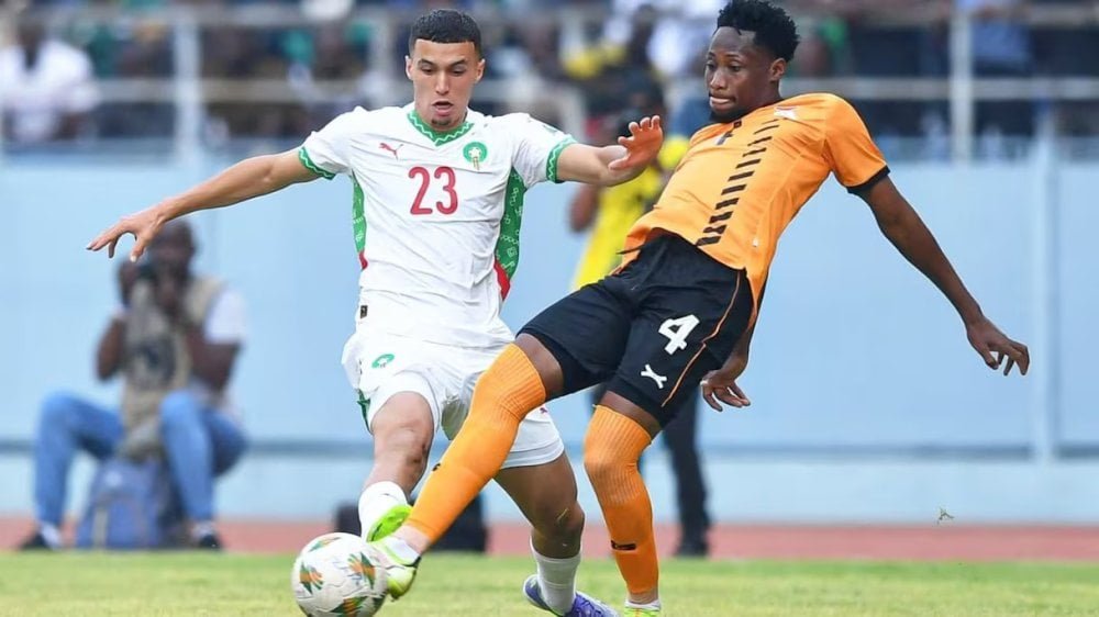 Les joueurs du Maroc en action sur le terrain.