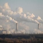 Métaux lourds : Le poison discret des sociétés modernes 6 Texte Alt pour l'image : "Contamination environnementale par les métaux lourds"