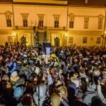 Des manifestants hongrois demandant la démission de Viktor Orban.