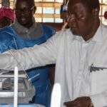 Image de Faustin Archange Touadera en train de voter