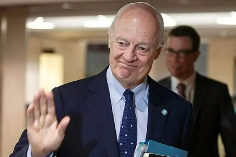 Sahara : De Mistura reprend son bâton de pélerin 3 Un représentant du Front Polisario et un représentant du Maroc se rencontrent pour discuter de la situation au Sahara.