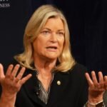 Senator Cynthia Lummis speaking at a crypto conference.