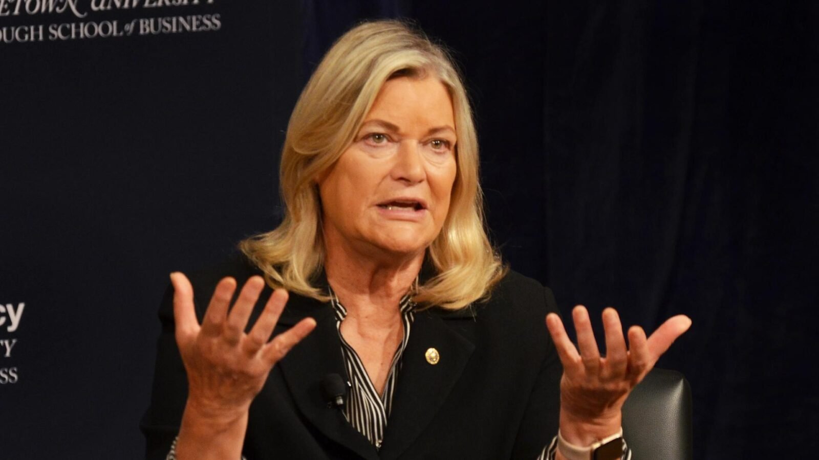 Senator Cynthia Lummis speaking at a crypto conference.